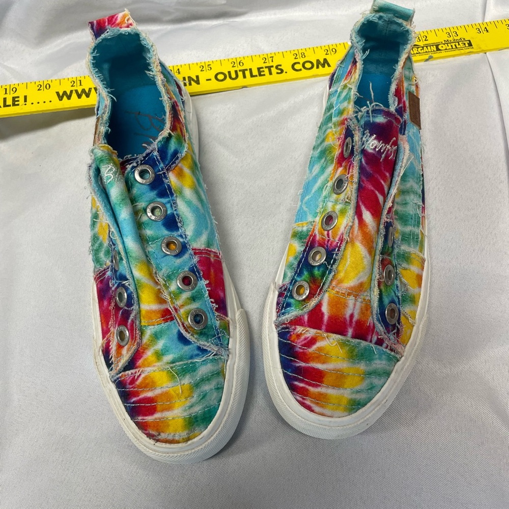 Blowfish Multicolor Tie-Dye Slip-On Shoes size 9